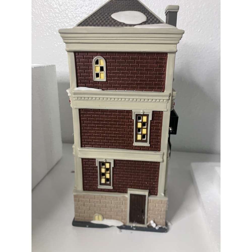 2016 Department 56 Christmas In The City Holiday Brownstone Lighted 4050913 - Picture 11 of 13